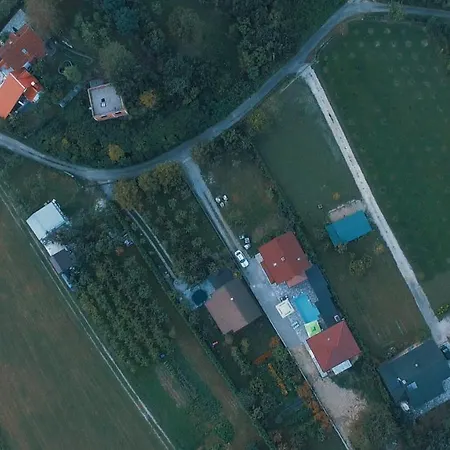 Semesterbostad La Unica *